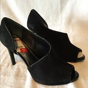 Alfani Suede dress shoe. Size 11